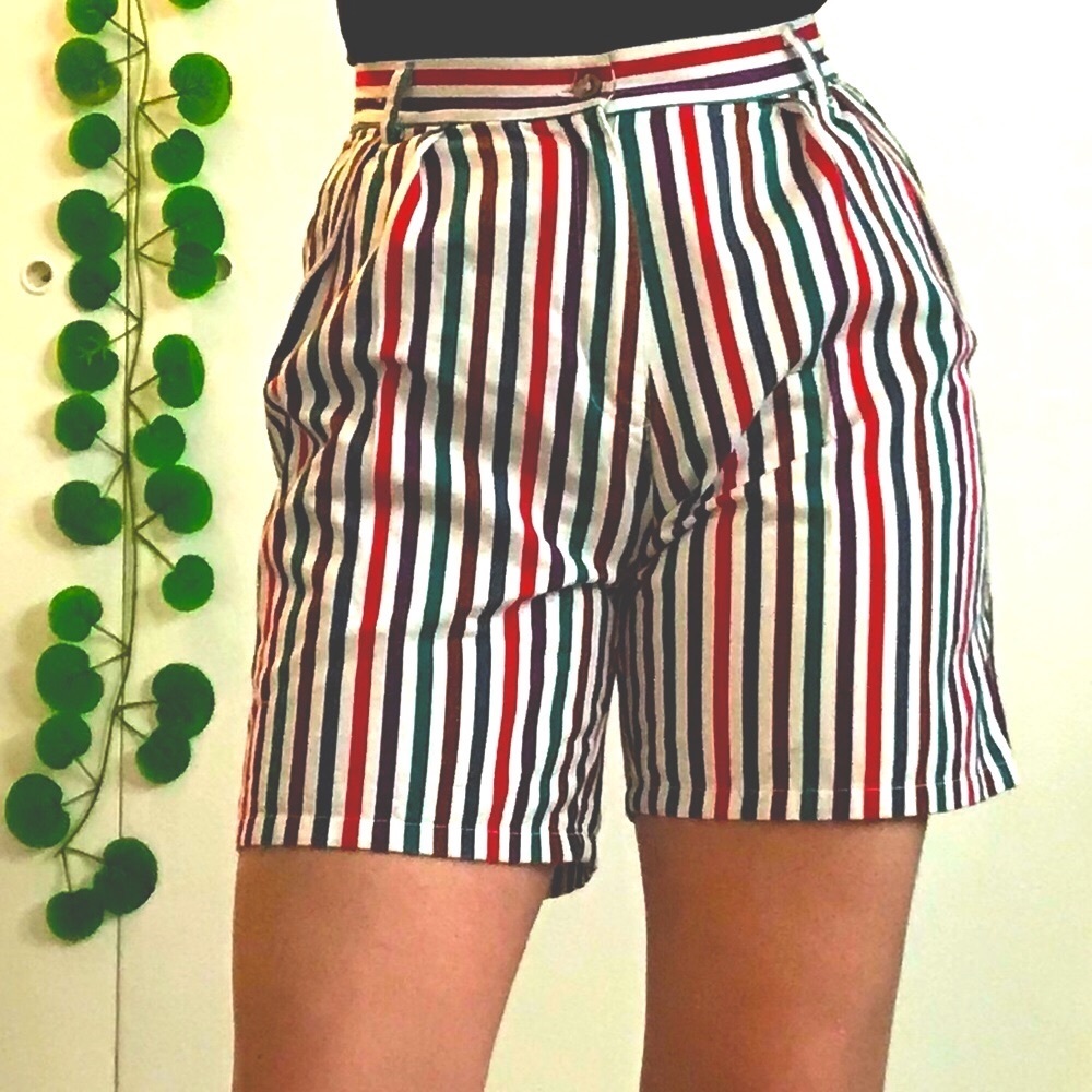 VINTAGE striped high waist shorts by DUCKHEAD